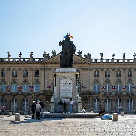 Apartment Le Coeur Des Dominicains - Pour 6 Centre De Nancy